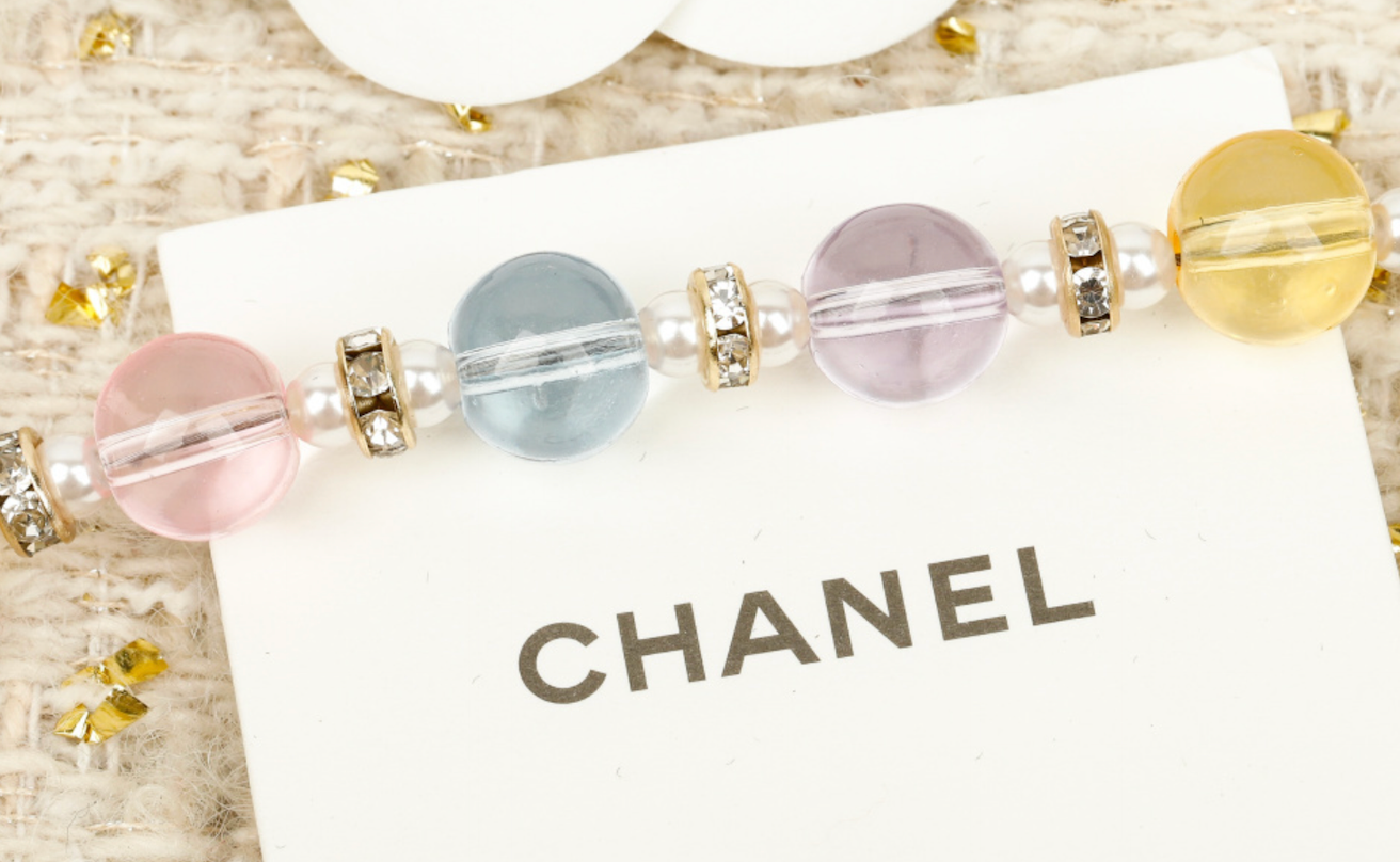 Chanel pearl bracelet
