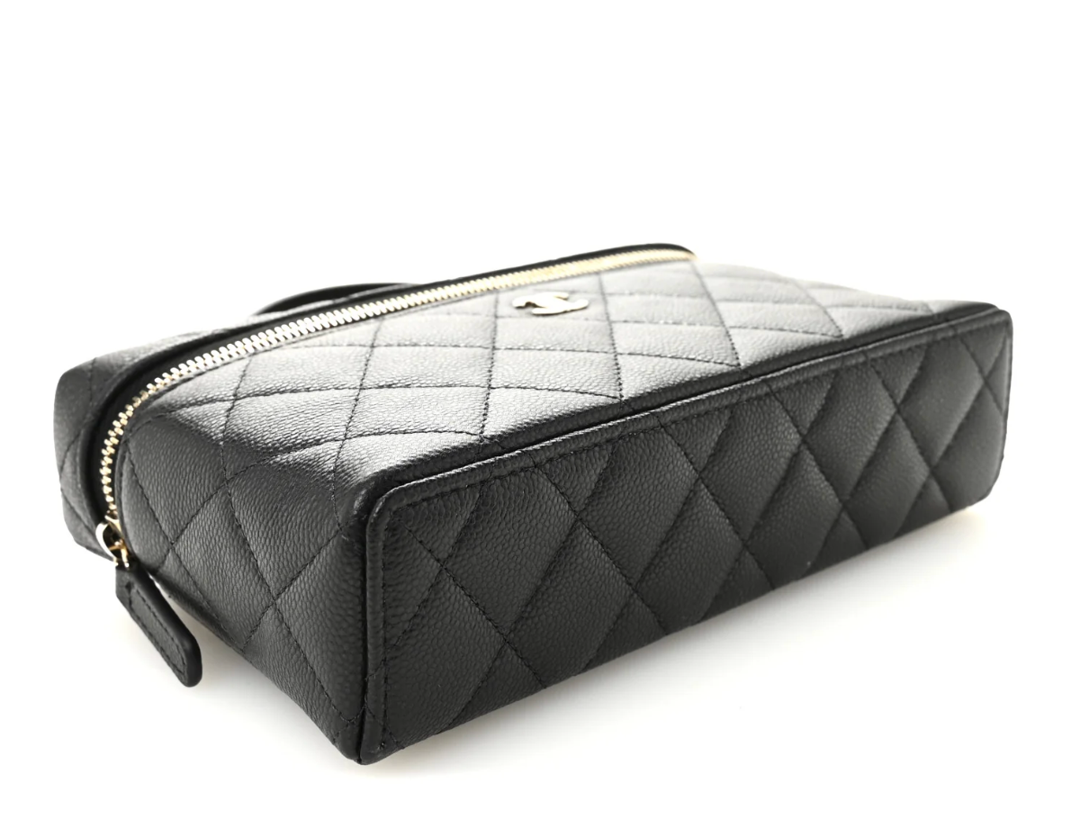 Chanel 25C Vanity Clutch with Chain
