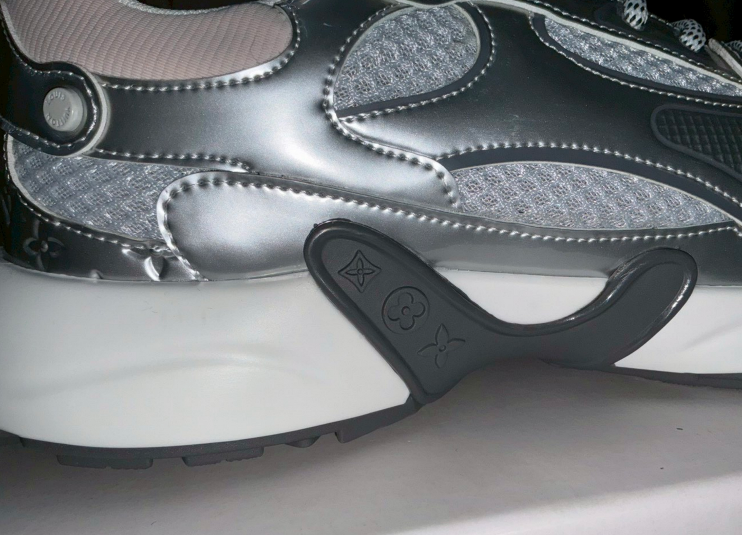Louis Vuitton LV Olympia sneakers