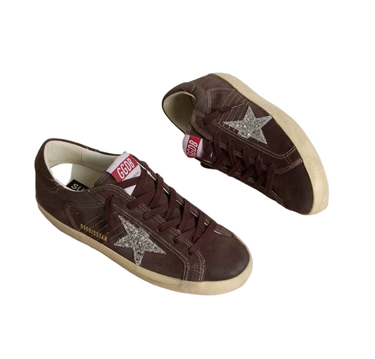 Super-Star in brown suede with silver glitter star