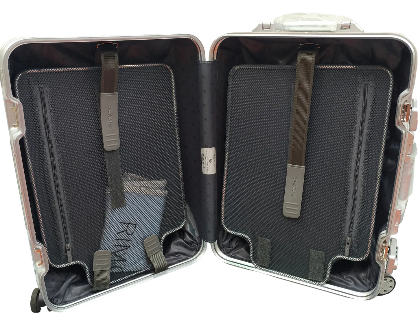 Rimowa Aluminium Cabin 22 inch