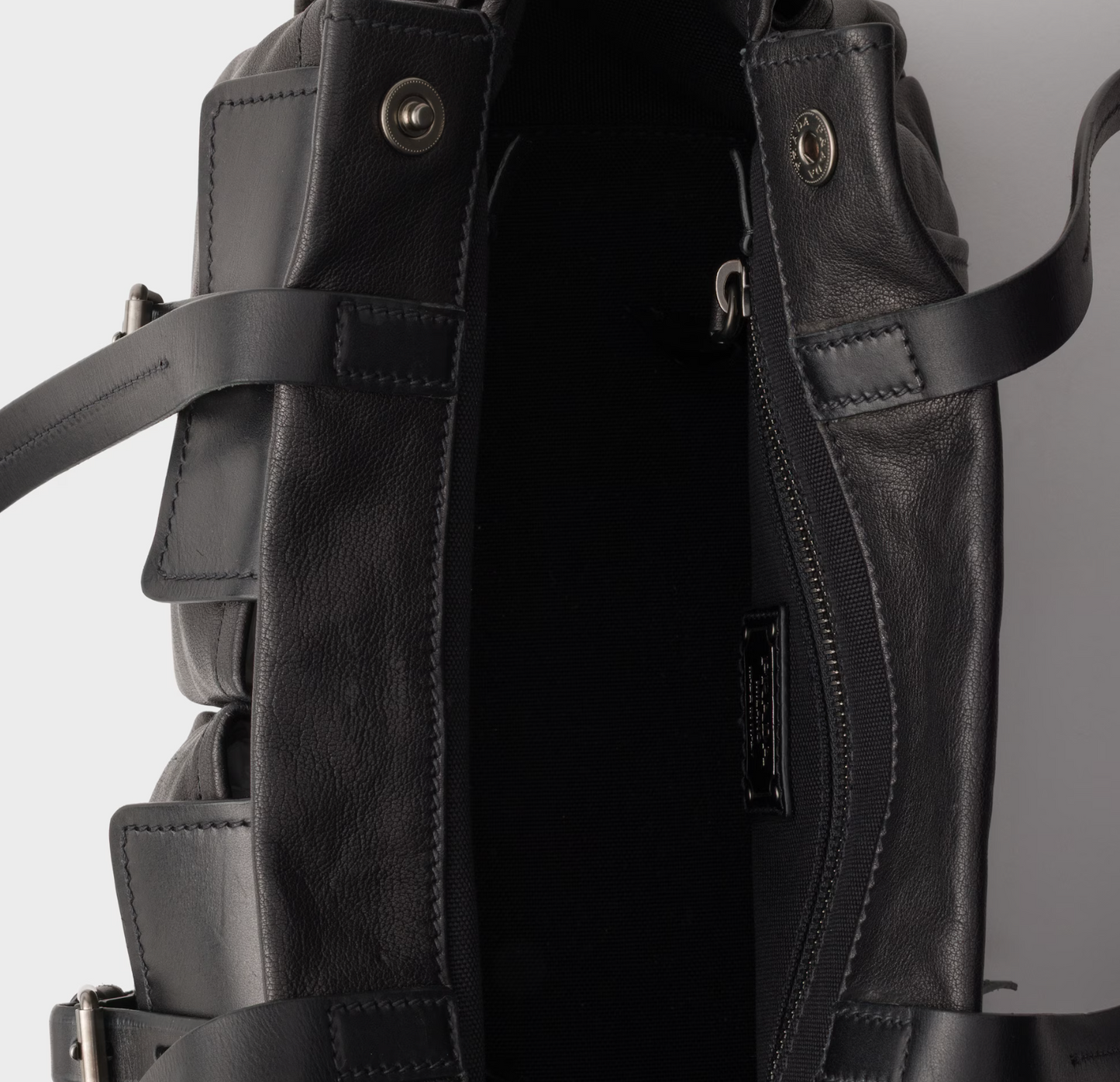 Prada Route medium leather tote bag