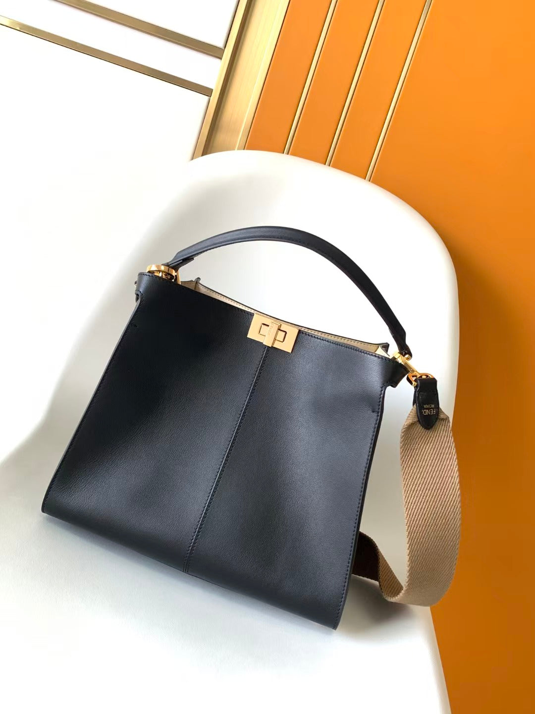 Fendi Peekaboo X-Lite Medium