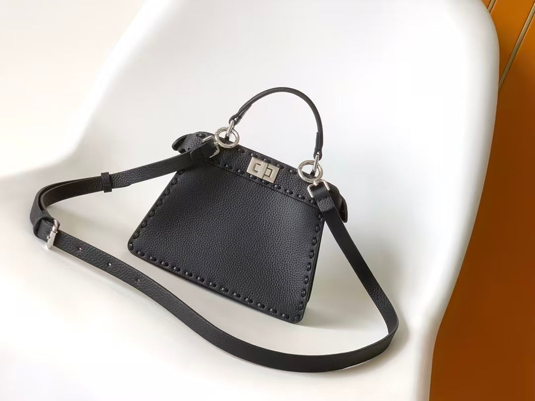 Fendi Peekaboo ISeeU Small