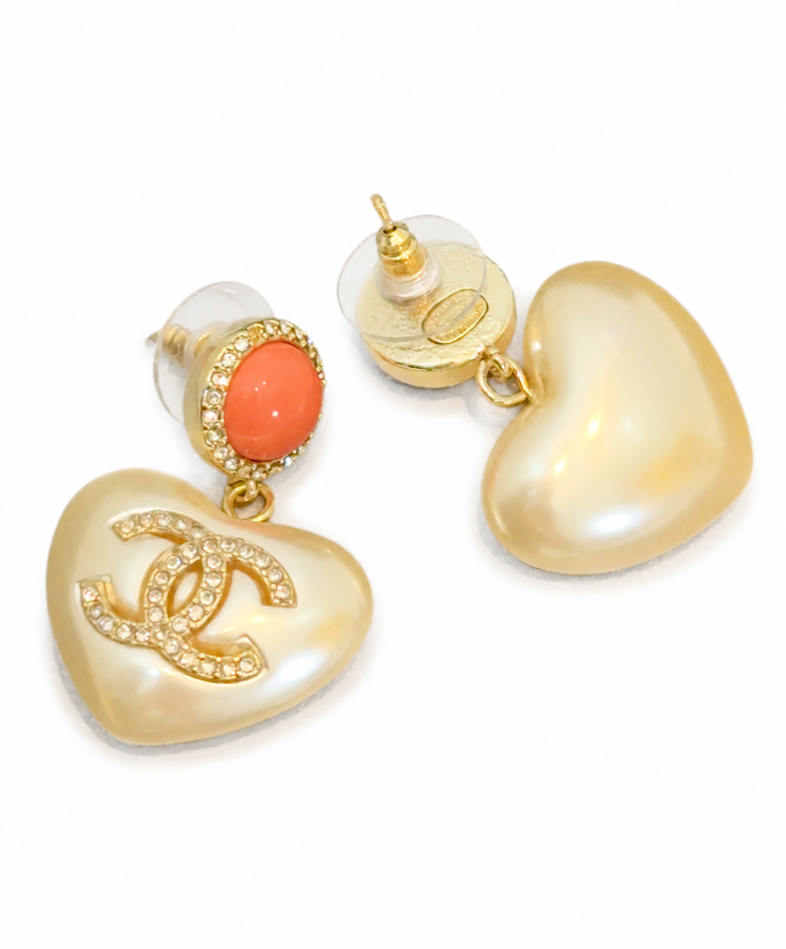 Chanel 21B Heart Pearl Crystal CC Logo Pink Dangle Earrings
