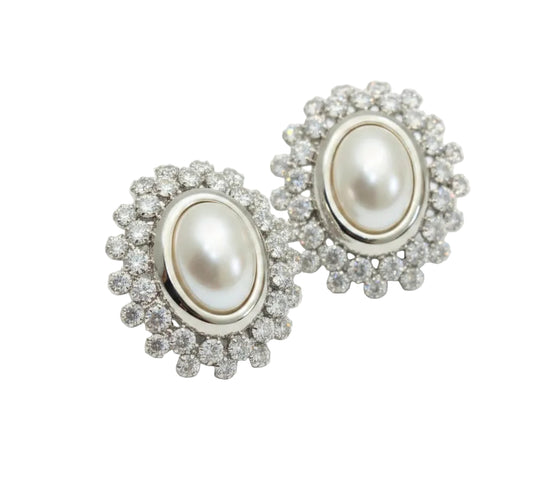 Vintage Oval faux pearl statement earrin