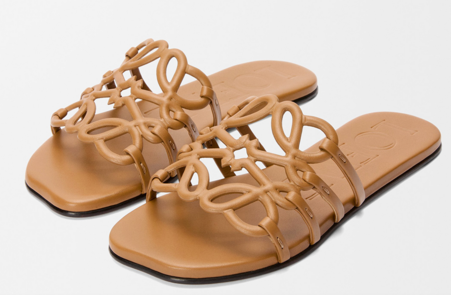 Loewe Petal Anagram Slide in Camel Calfskin Leather