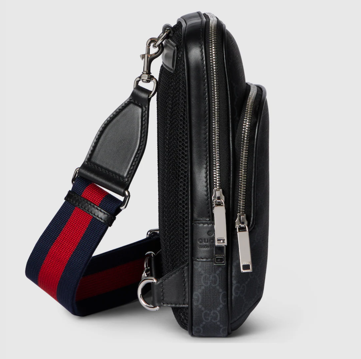 GG Black small slingbag