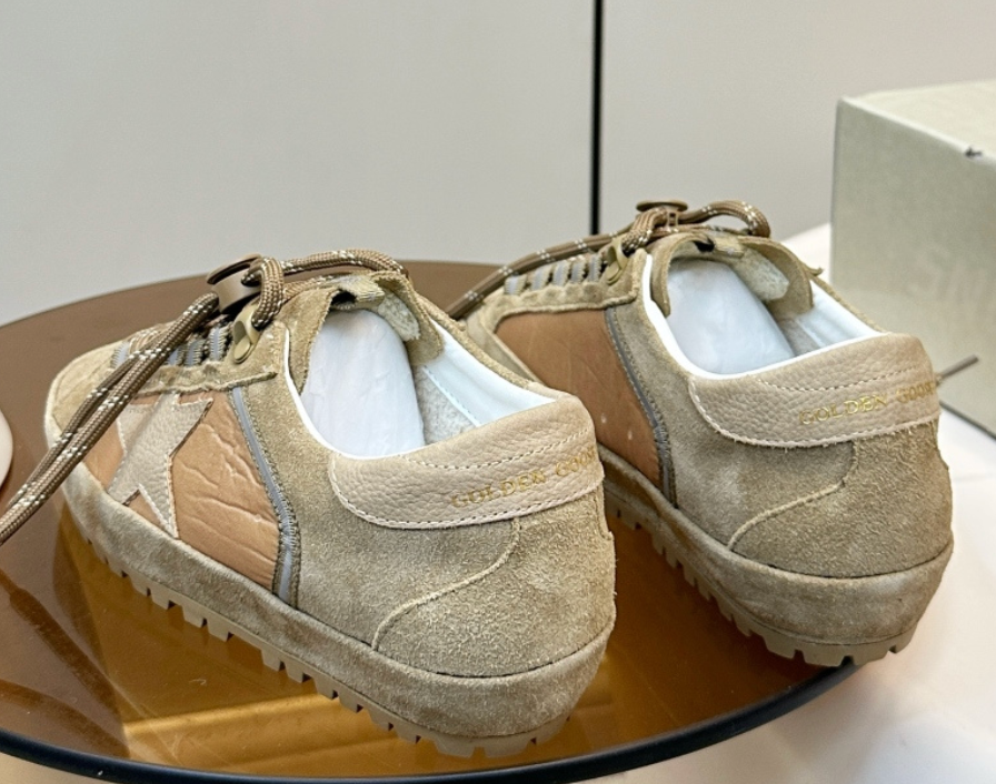 Golden Goose ggdb star-patterned dirty sneakers