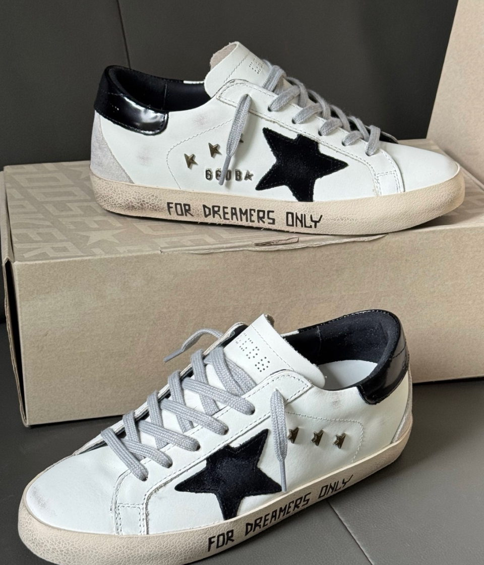 GGDB Superstar Black Tail Black Star