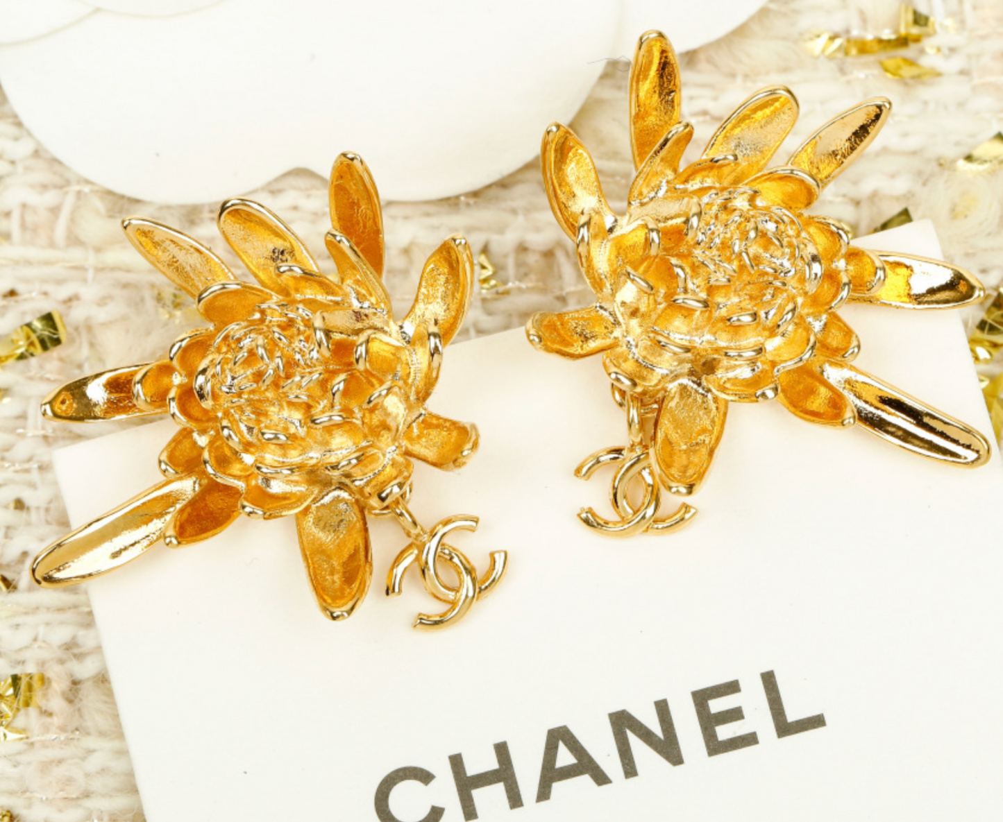 Chanel flower brooches earrings