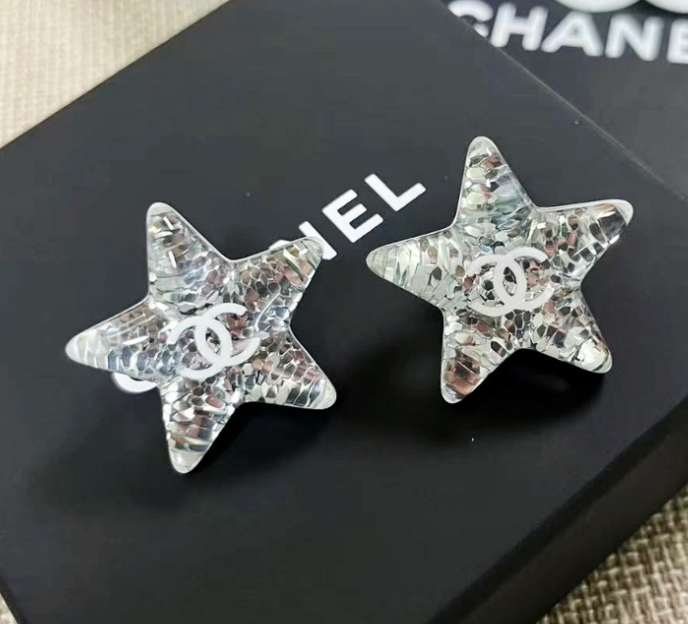 Chanel 25C Star-Shaped Stud Earrings