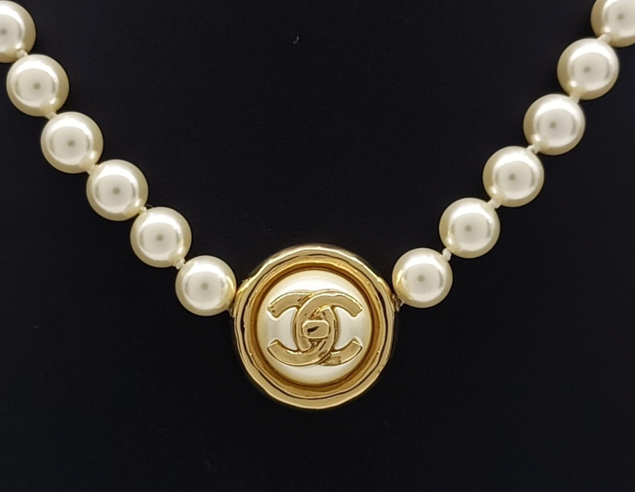 Chanel CC Pearl Necklace
