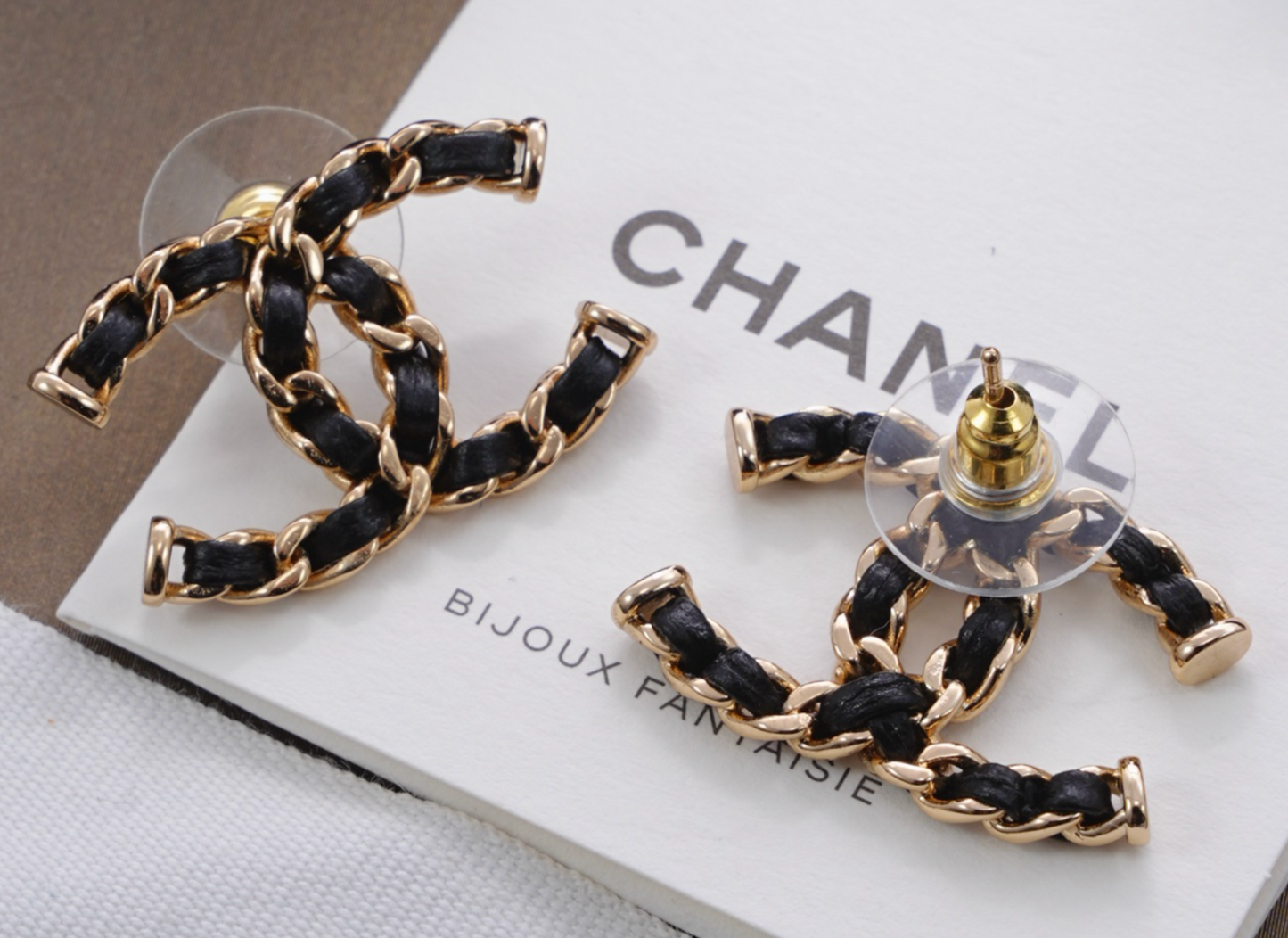 Chanel CC logo earrings