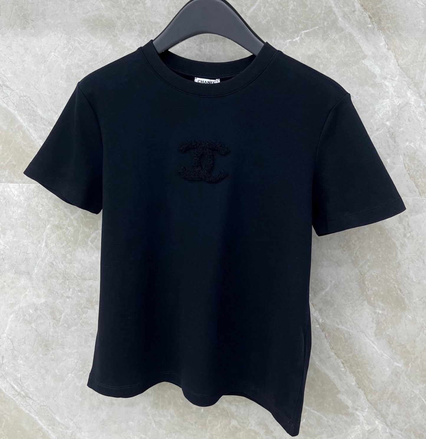 3D-effect embroidered CC logo T-shirt