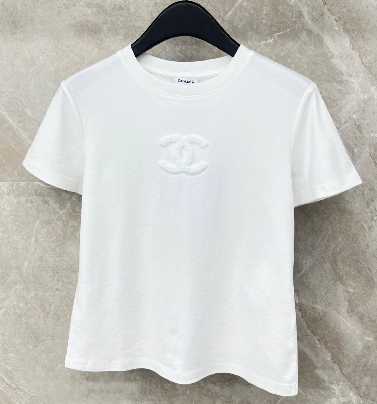 3D-effect embroidered CC logo T-shirt