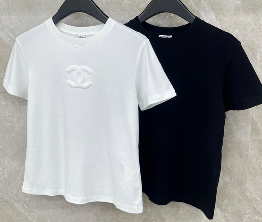 3D-effect embroidered CC logo T-shirt
