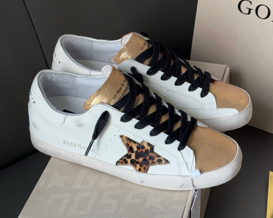 Superstar White Tail Leopard Star