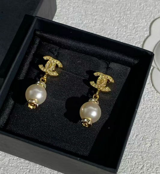 Chanel CC Pearl and Crystal Drop earrings