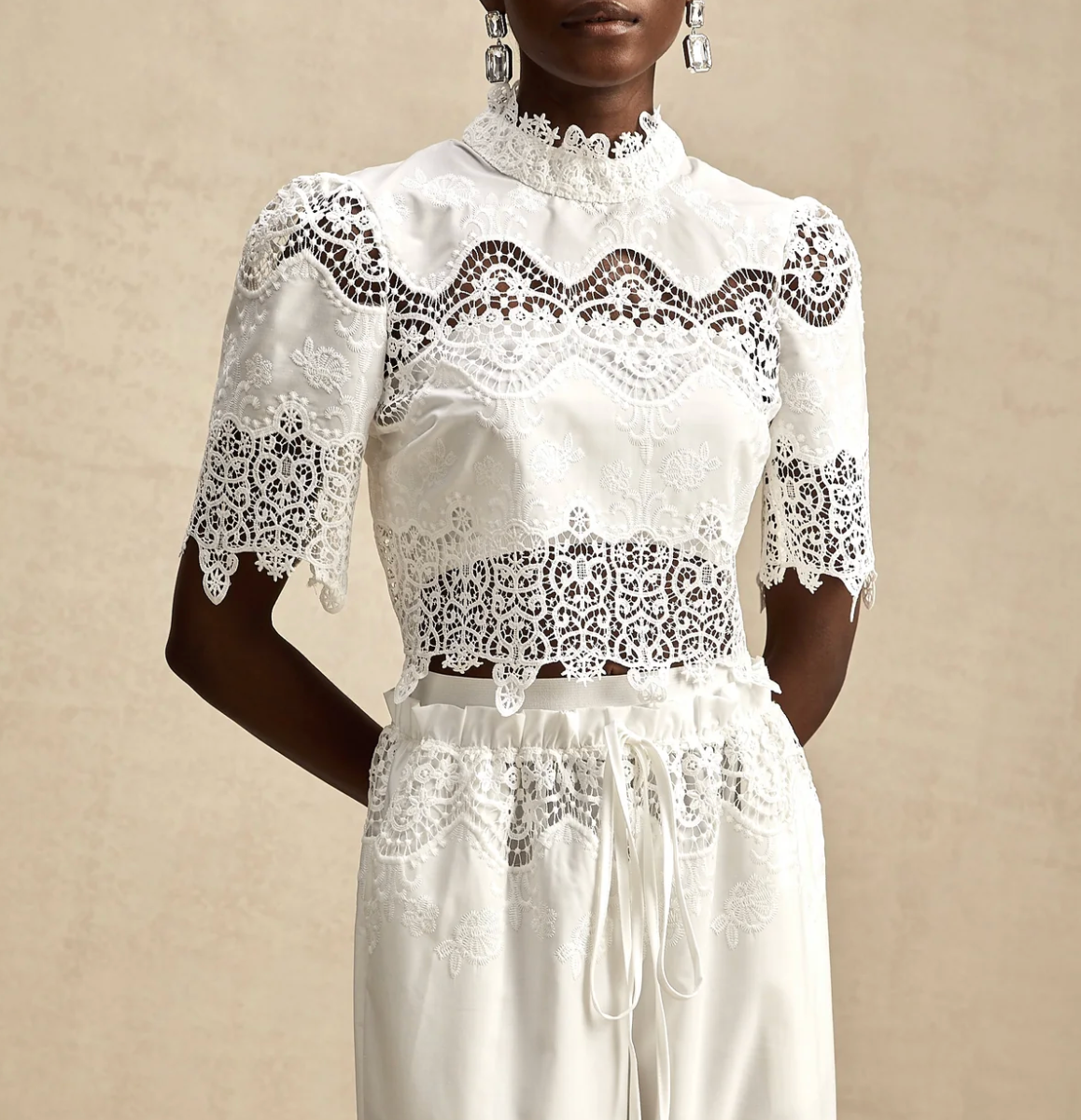 Lace-trim cropped top and pants set