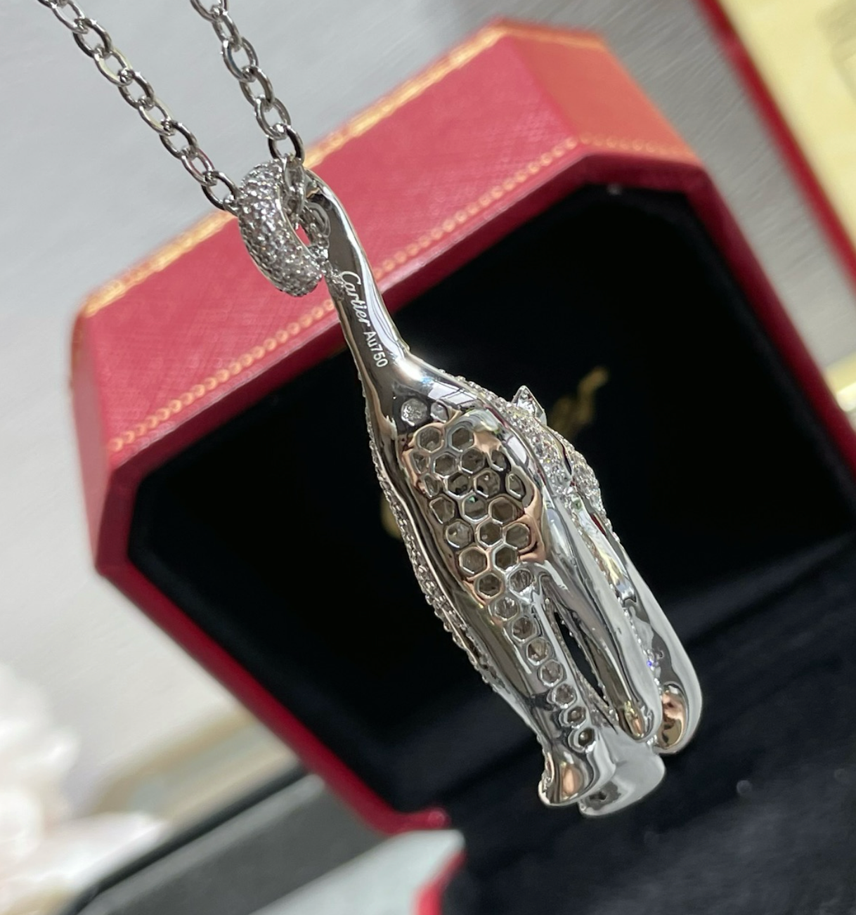 Panthère de Cartier long necklace