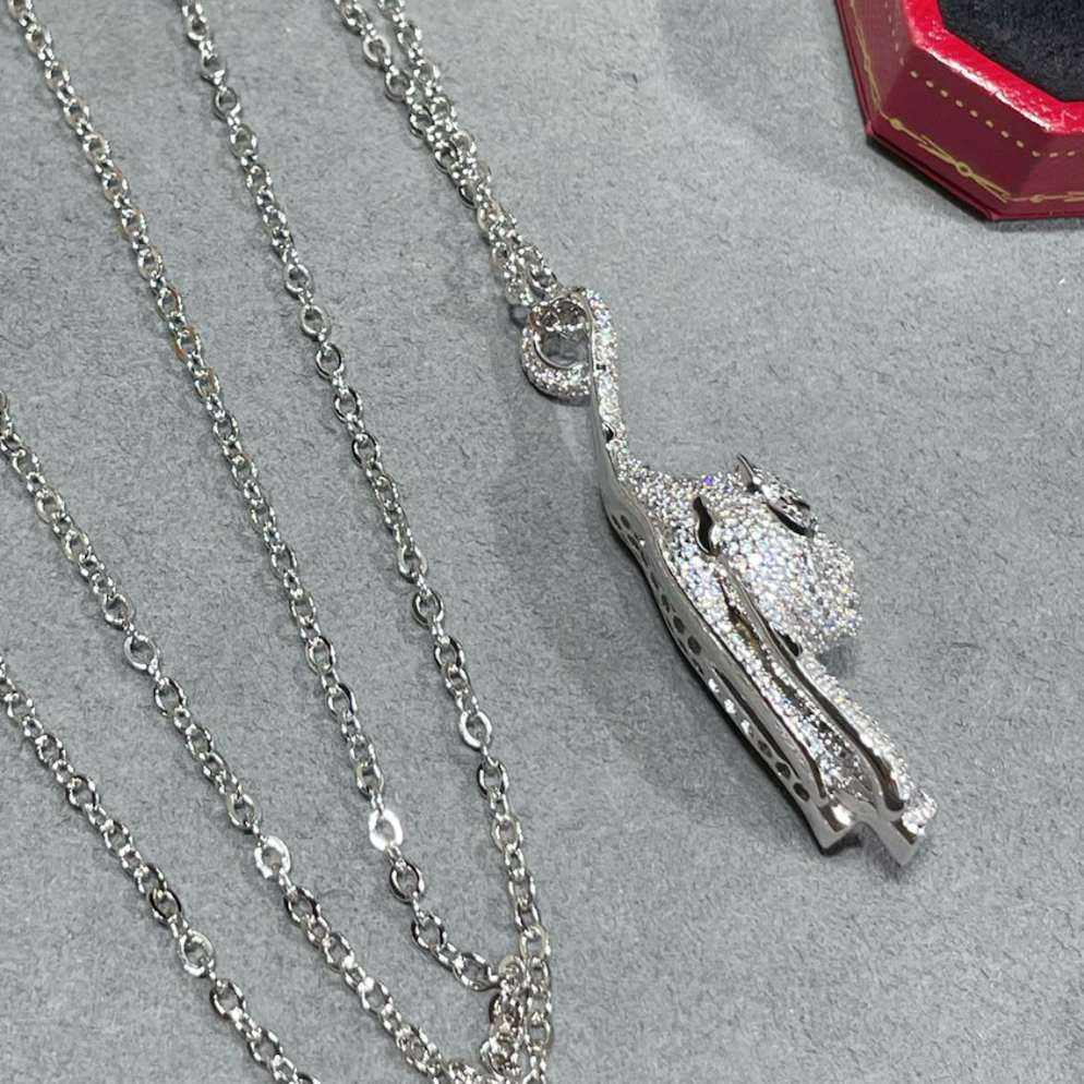 Panthère de Cartier long necklace