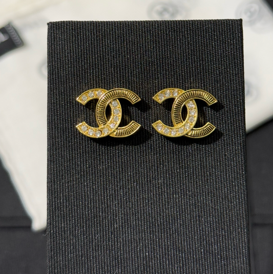 Chanel Metal and Strass CC earrings