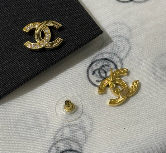 Chanel Metal and Strass CC earrings