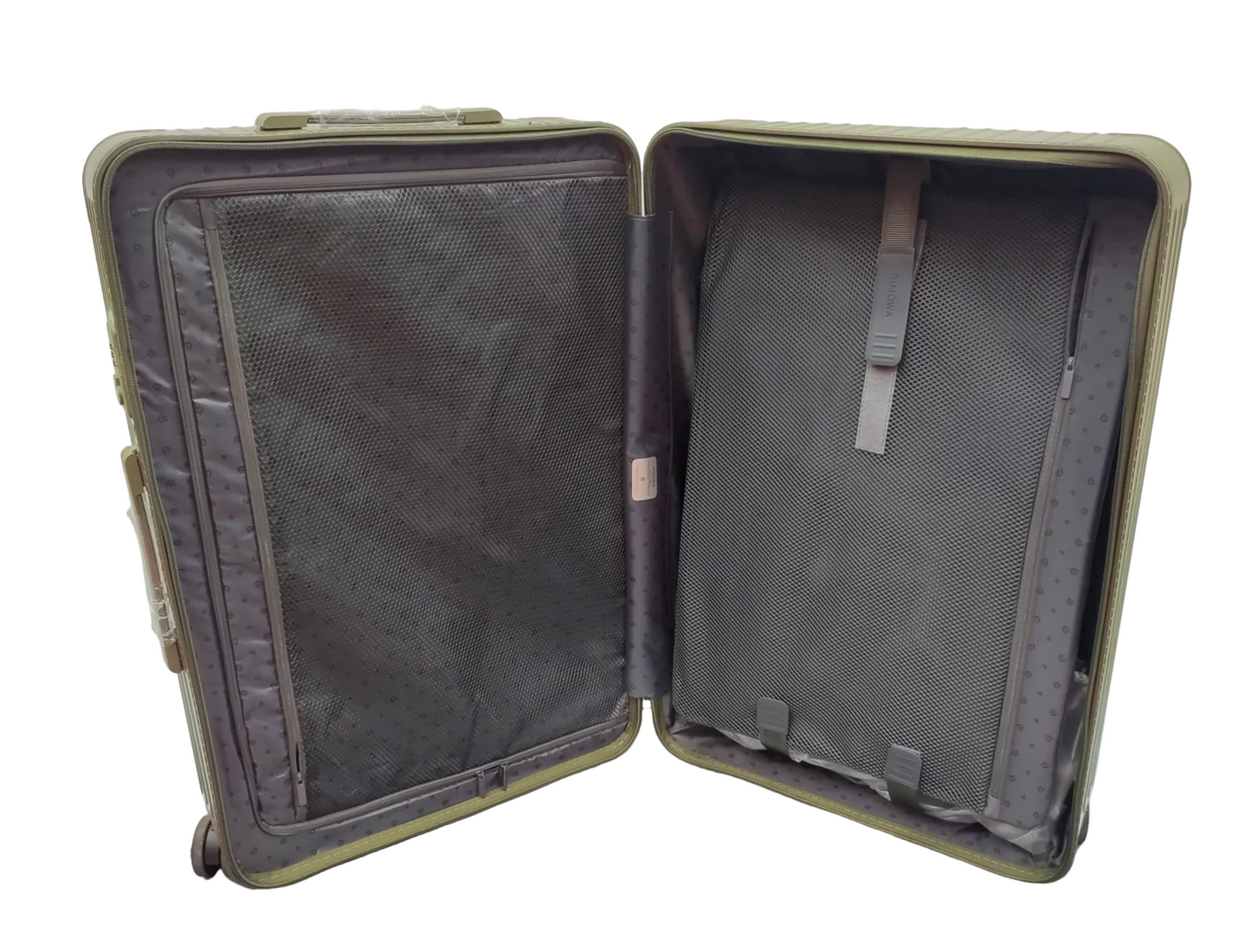 RIMOWA Essential Poly Carbon 31 Inch