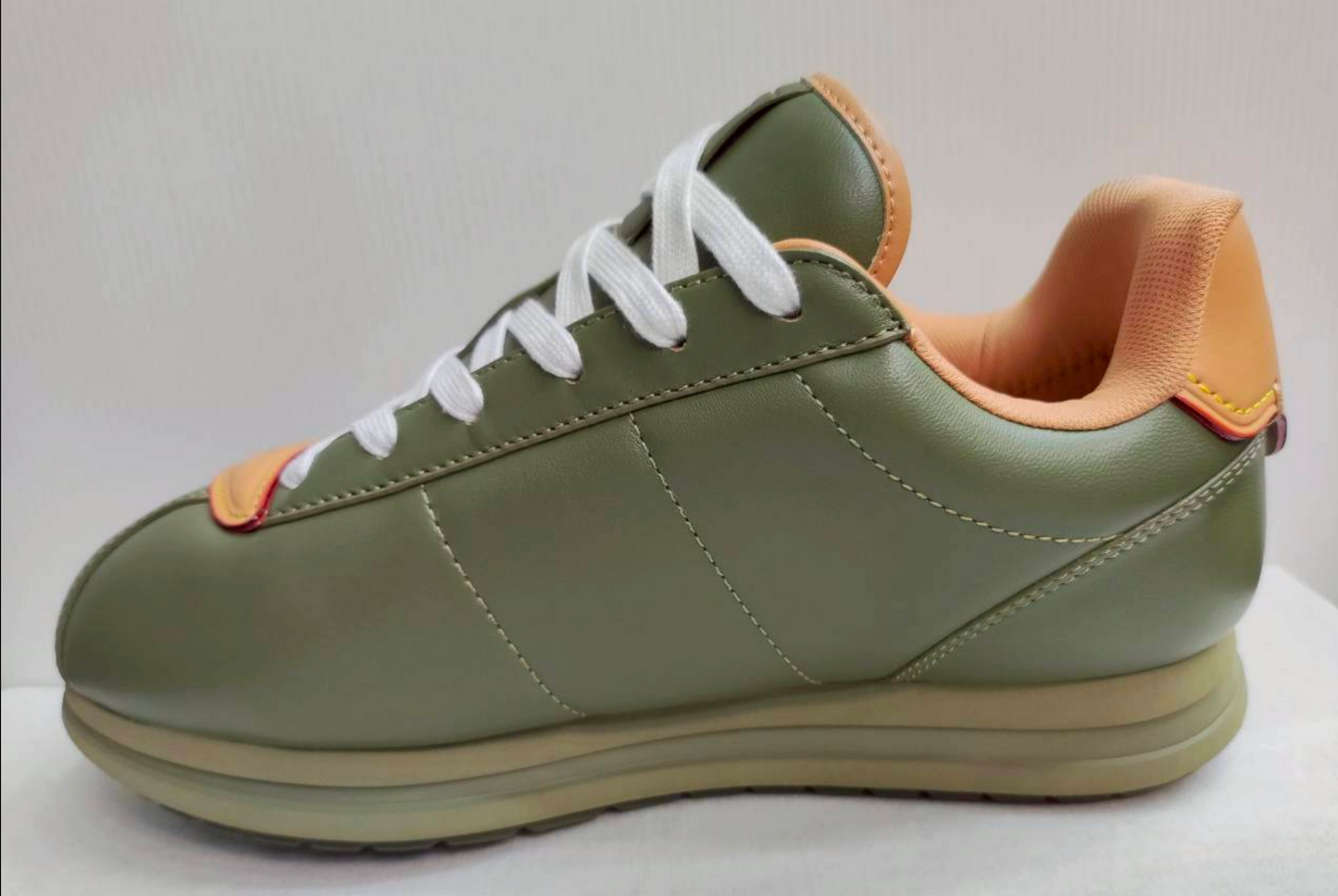 LV Buttersoft Sneaker