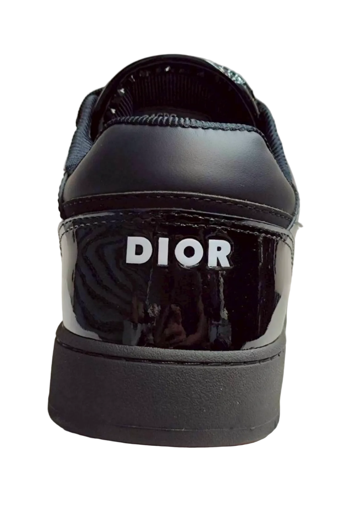 B27 Low-Top Sneaker