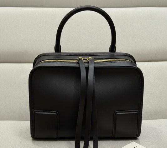 Loewe Medium Amazona 180 Bag