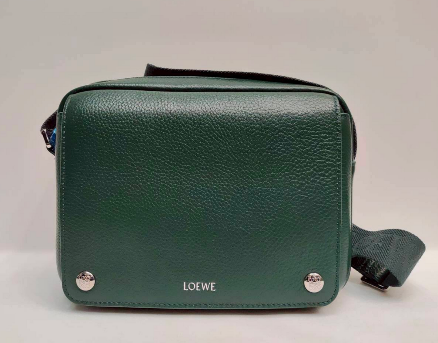 Loewe Pebble Messenger Bag