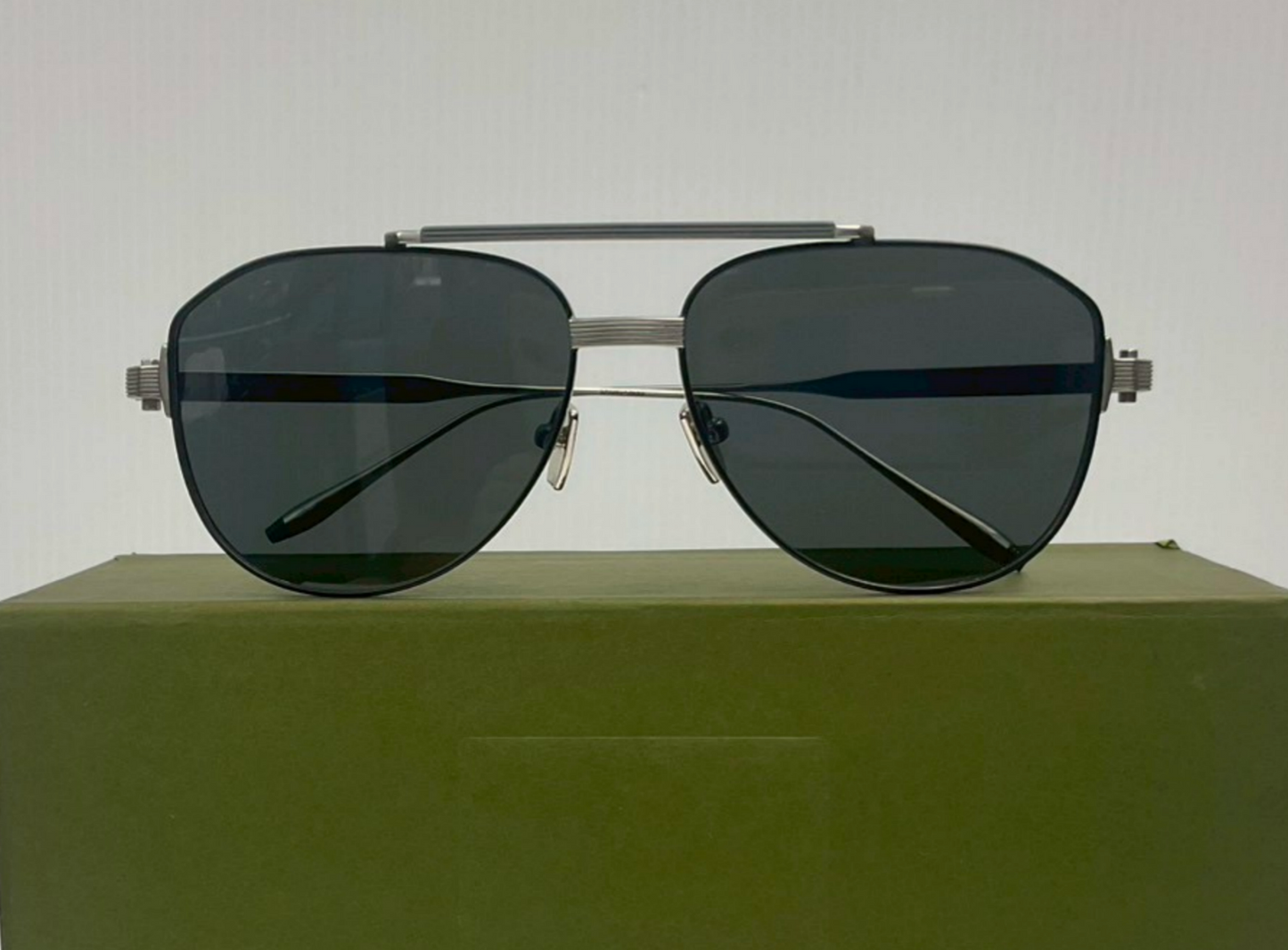 Akoni Helios Sunglasses