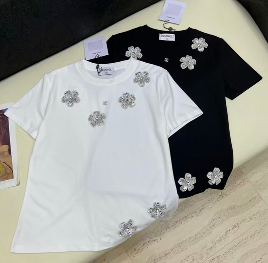 Chanel-branded white crew neck T-shirt