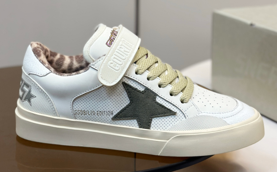 Golden Goose Ball Star (Strap)