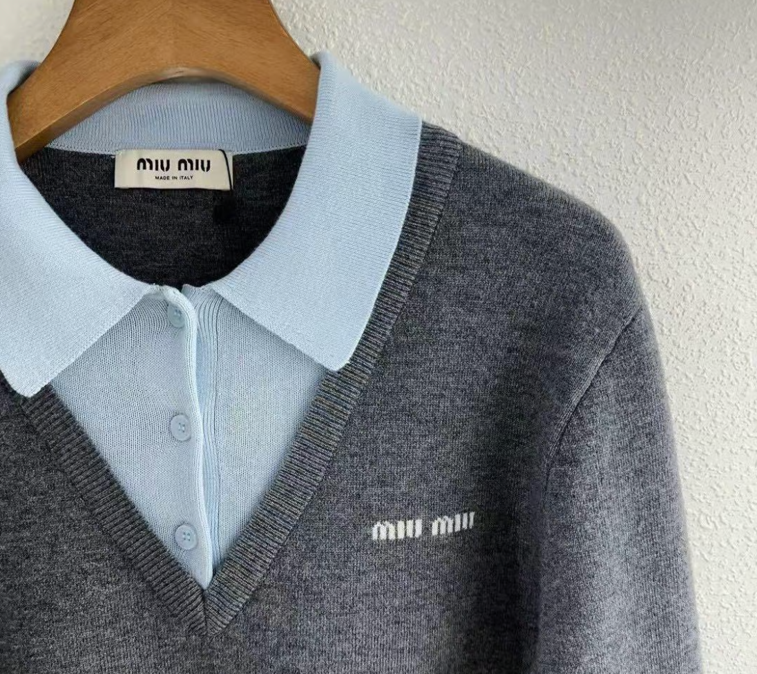Miu Miu Gray/Light Blue V-neck sweater Knit