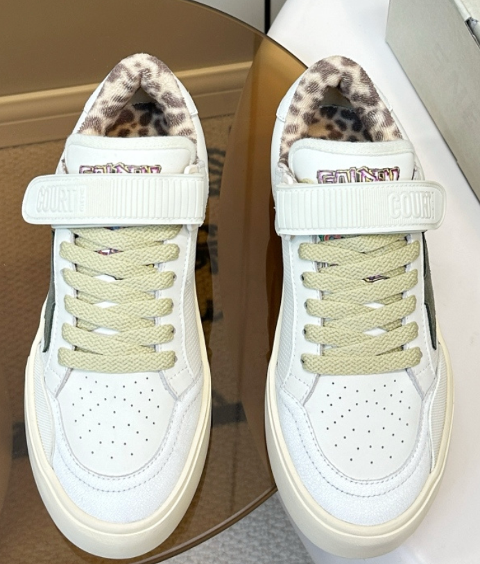 Golden Goose Light Star Sneakers