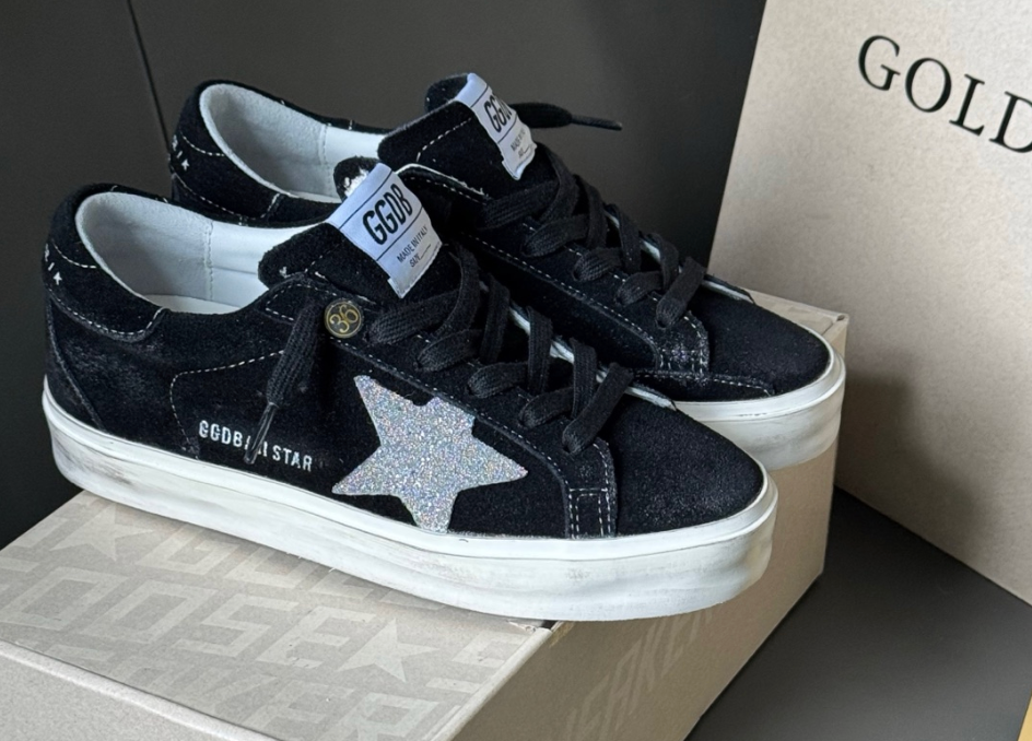 GGDB Superstar Black Tail Silver Star