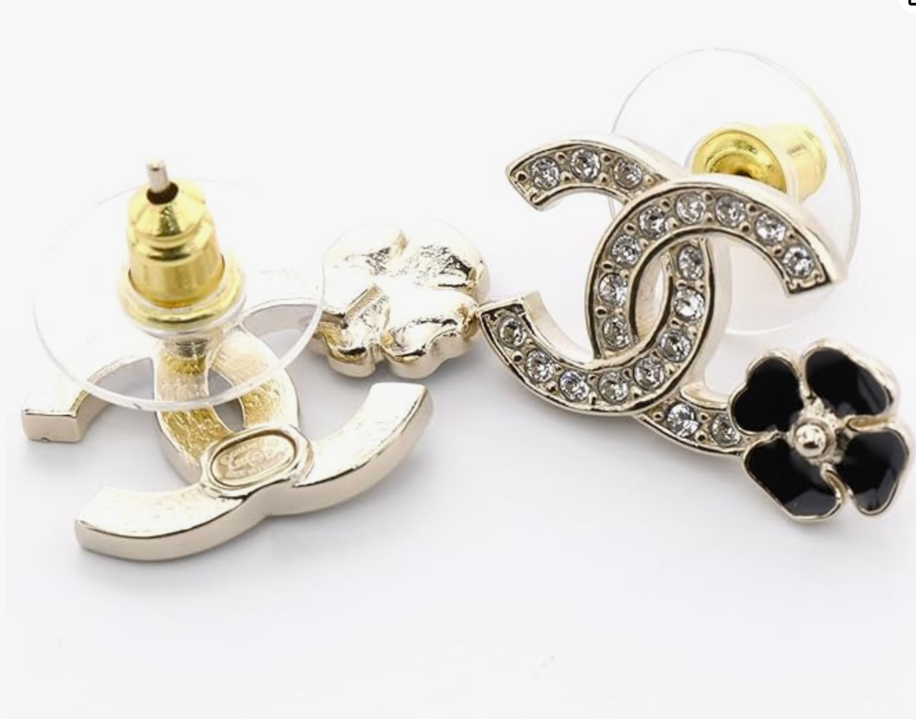 Chanel CC logo earrings (camellia flower)