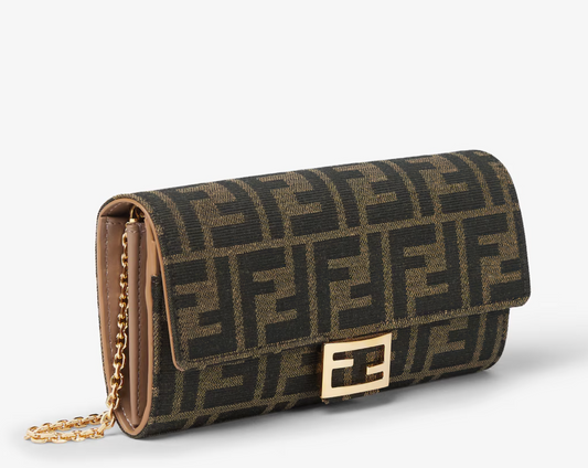 Fendi Baguette Continental With Chain