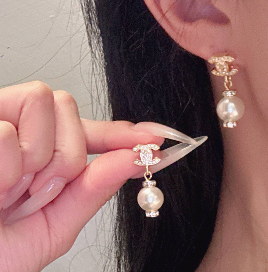Chanel CC Pearl and Crystal Drop earrings