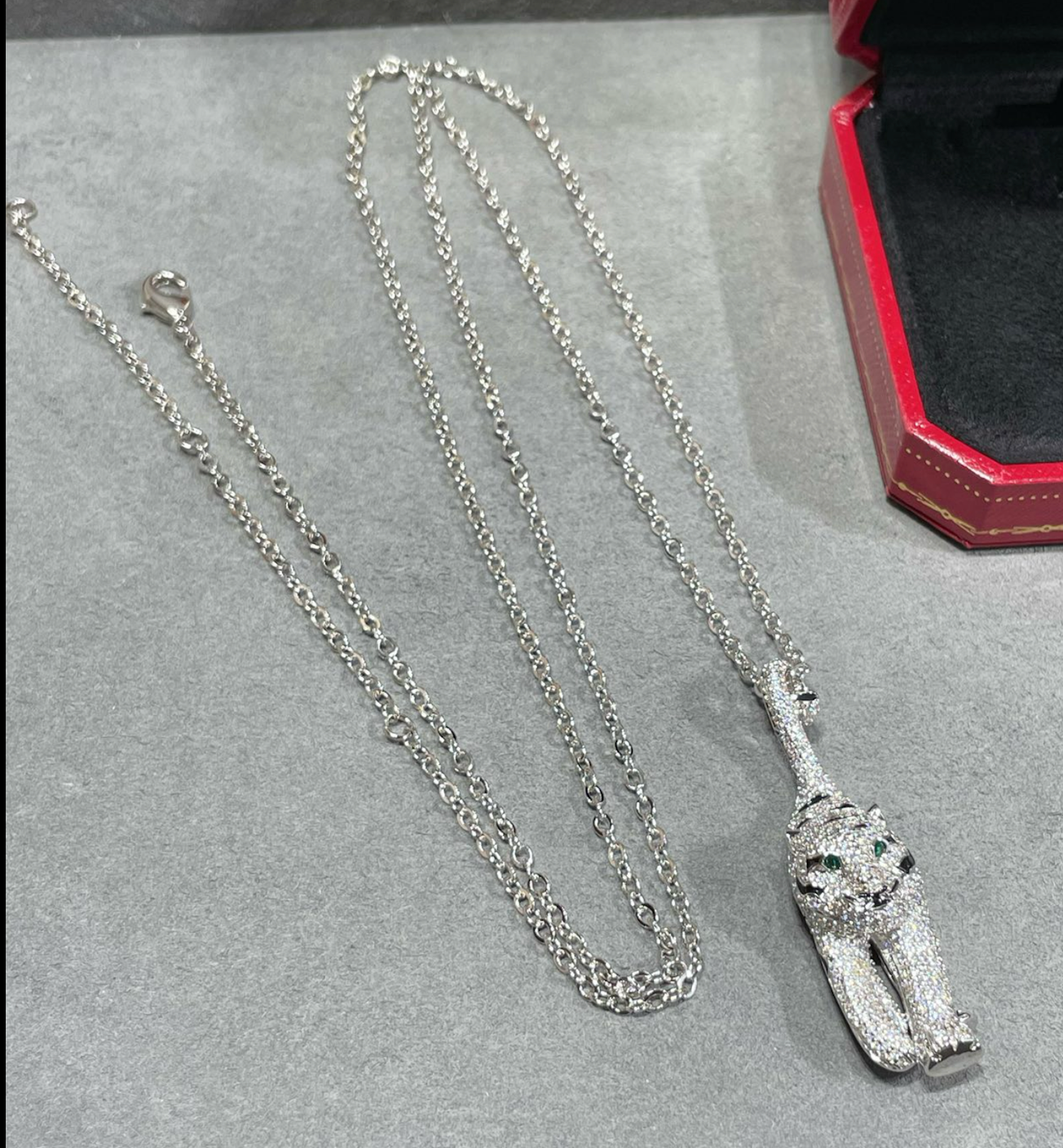 Panthère de Cartier long necklace