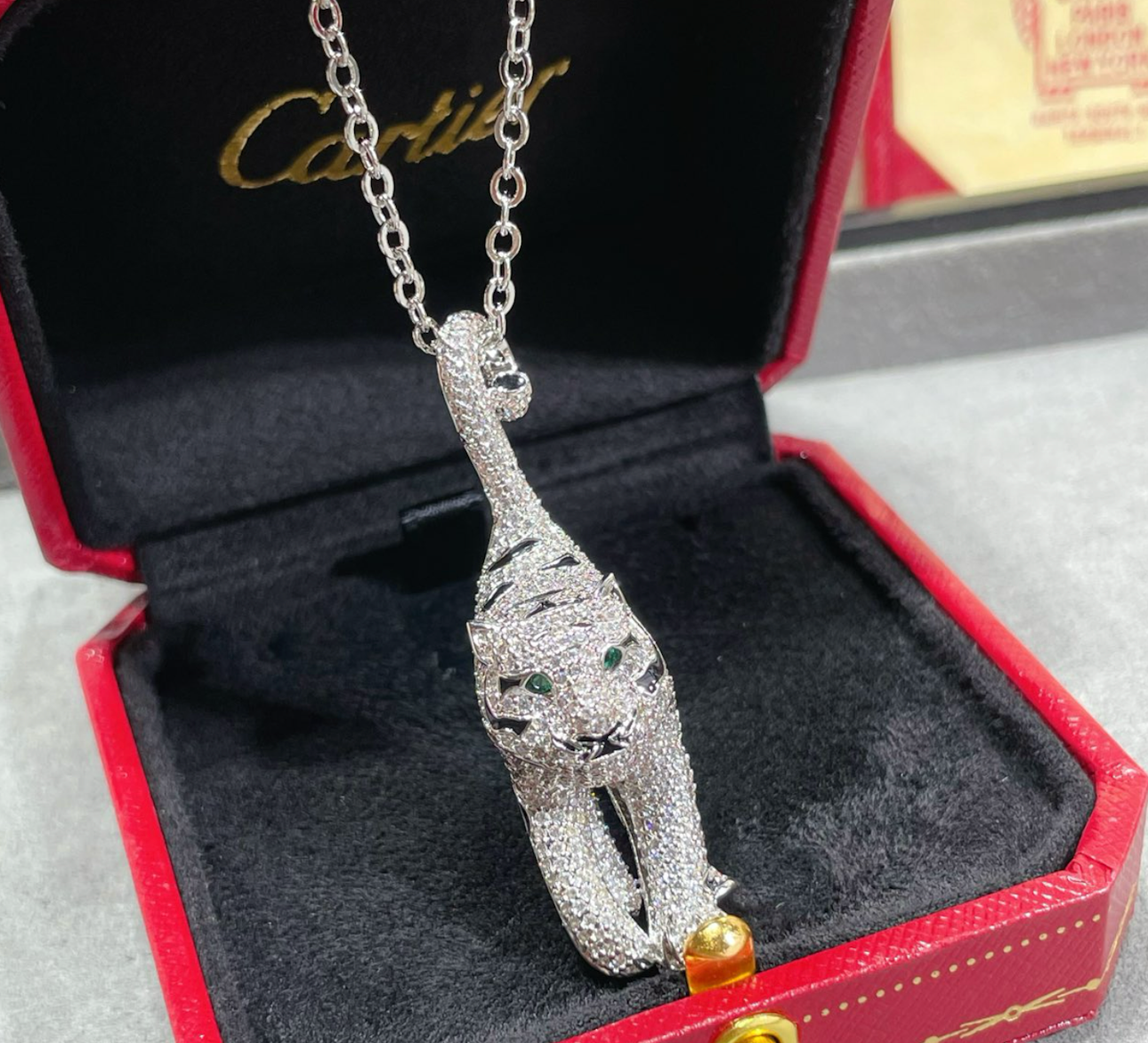 Panthère de Cartier long necklace