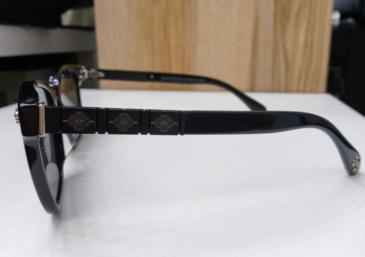 Chrome Hearts CH8137 square sunglasses