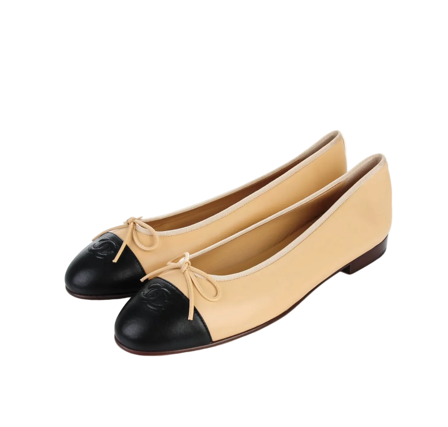 Chanel Ballerina Flats in Beige and Black