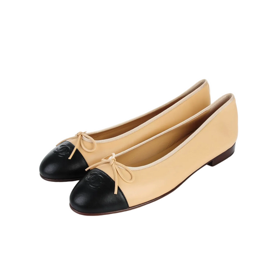 Chanel Ballerina Flats in Beige and Black