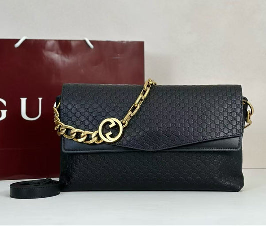 Gucci Large Shoulder Bag with Chain